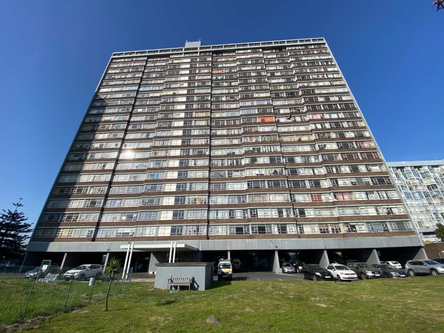 2 Bedroom Property for Sale in Townsend Estate Western Cape
